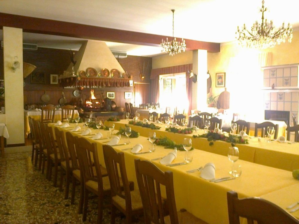 Hotel Dall'Ongaro Ghirano Екстер'єр фото